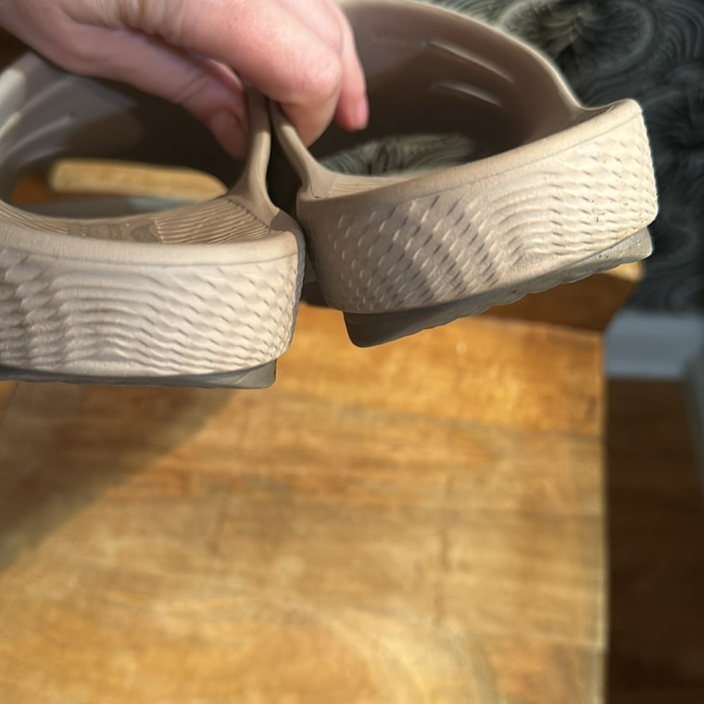 Sketchers Go Recovery Slides 10 - image 6